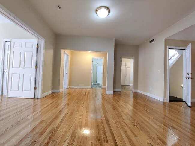 Foto del edificio - 49 Saint Marys St