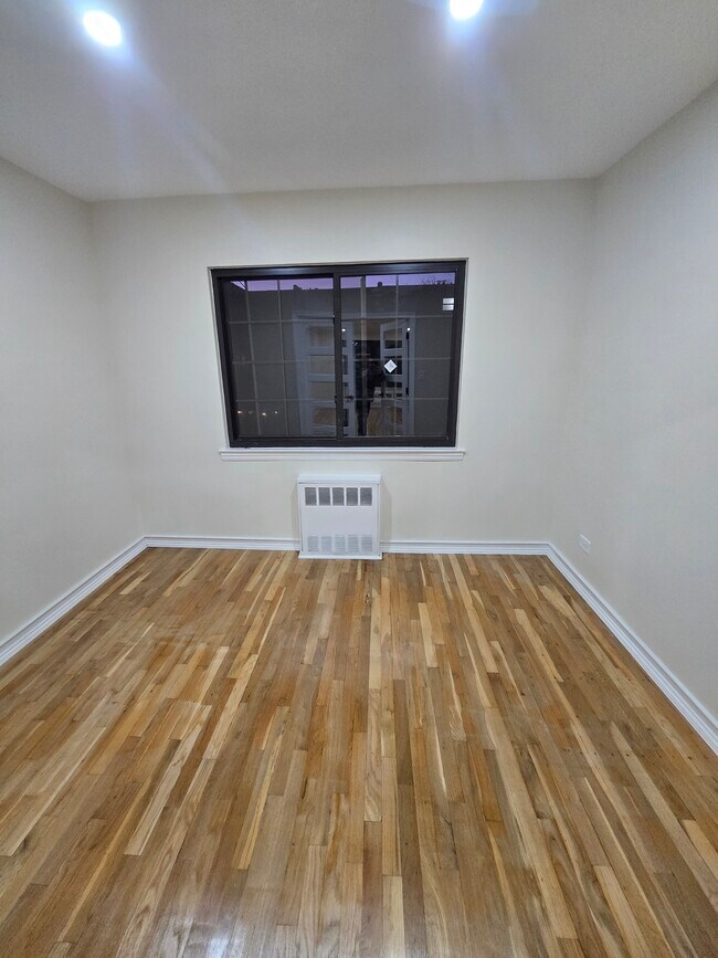 Foto del edificio - 5028 65th Pl