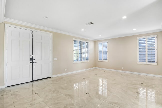 Building Photo - 12689 Mediterranean Dr