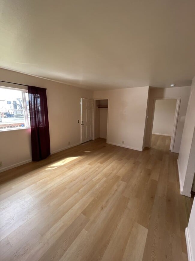 Foto del edificio - Cozy 2 Bed 1 Bath King Salmon home within ...