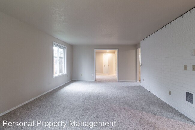 Foto del edificio - 3 br, 2 bath House - 9606 NE 63rd Street
