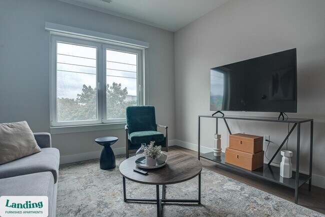 Foto del edificio - 1999 E Boston St