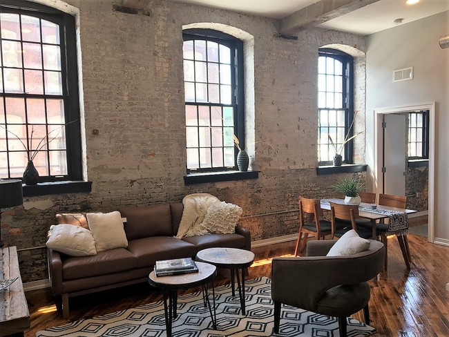 Great Natural Light - Hagert Lofts