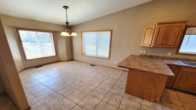 Foto del edificio - 5500 W Rebecca St