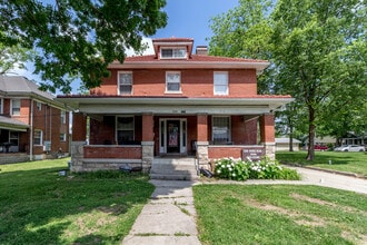 Building Photo - 1319 Paris Rd