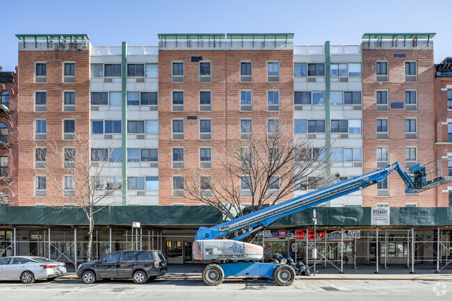 Building Photo - Salem Houses