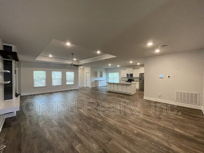 Building Photo - 1367 Sea Grv Ct