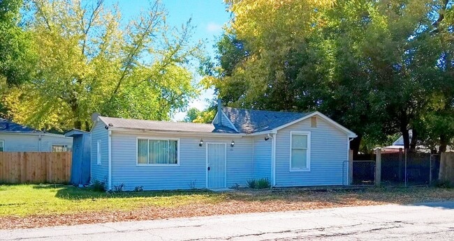 Building Photo - 2402 Mars Hill St