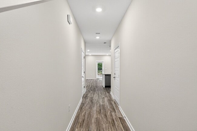 Foto del edificio - 51 S Main Deck Dr