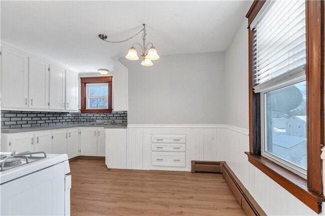 Foto del edificio - 19 Sherwood Ave