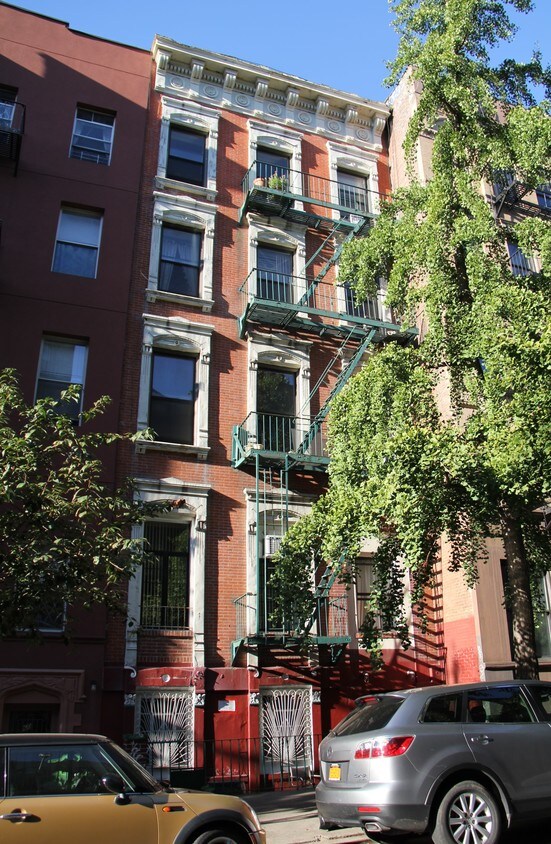 Foto principal - 58 E 7th St