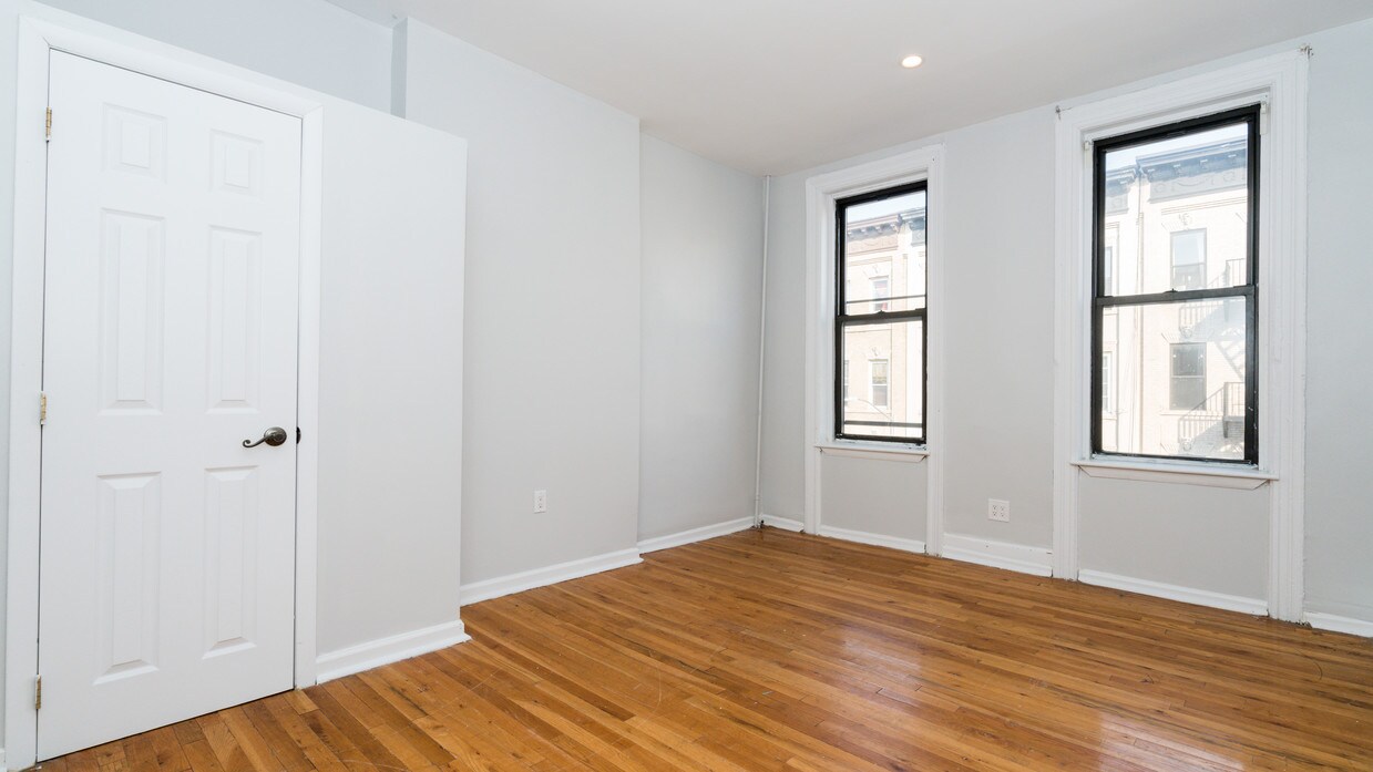 Primary Photo - 309 Jefferson St