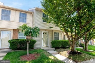 Building Photo - 8483 Aurora Ct