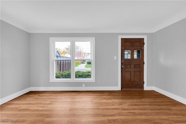 Foto del edificio - 5255 E 115th St