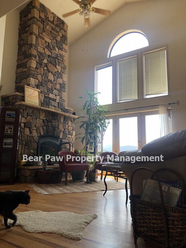 Building Photo - 4322 Nambe Rd