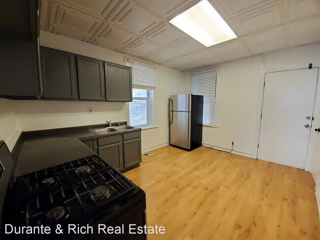 Foto del edificio - 2 br, 1 bath House - 2617 W 24th St Unit 1