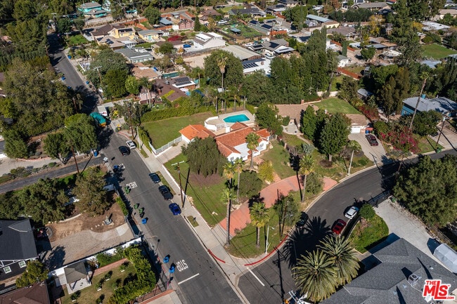 Foto del edificio - 10440 Johanna Ave