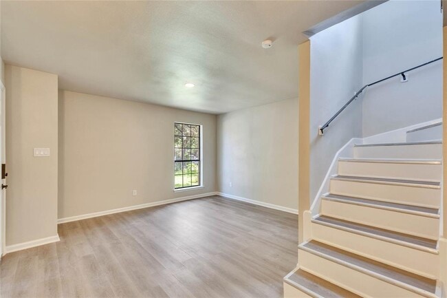 Building Photo - 8511 Fathom Cir