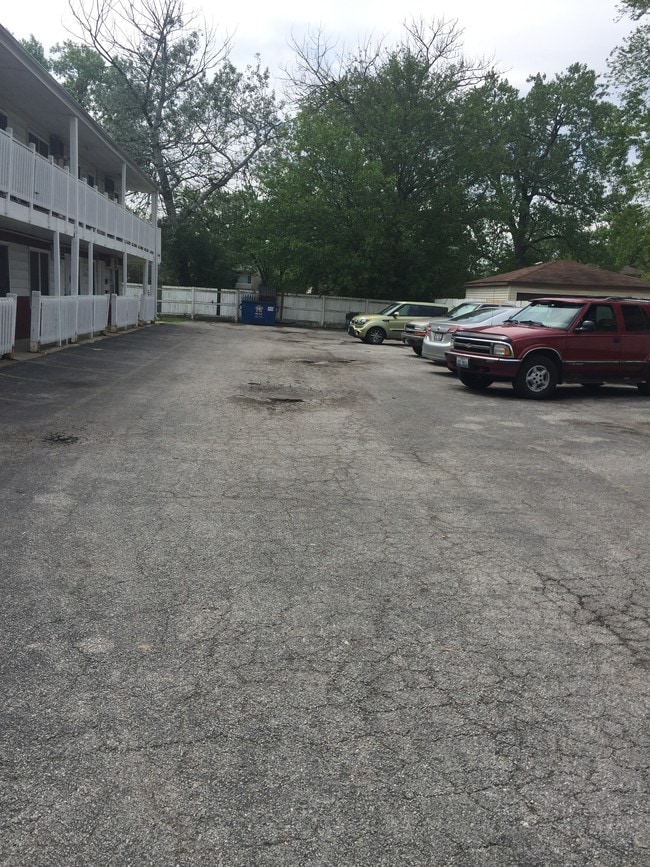 ACO Commercial_474W14thpl - 474 W 14th Pl