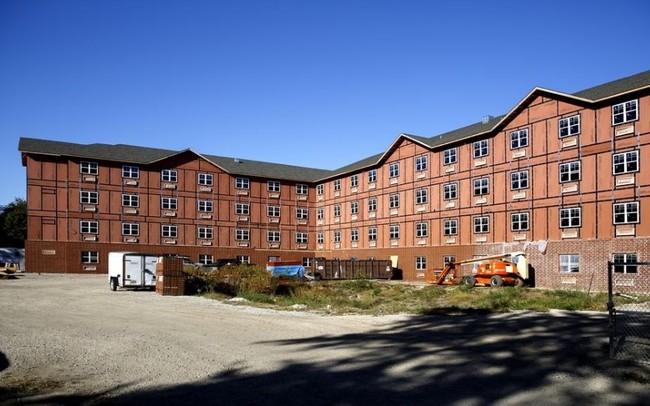 Building Photo - The Villas at Vinegar Hill