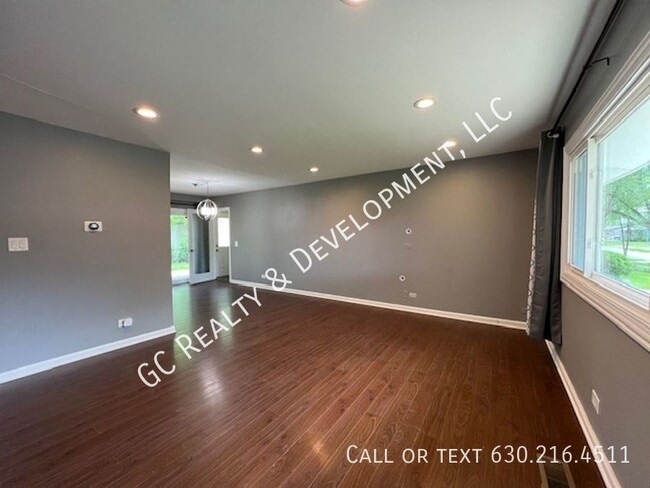 Building Photo - 1531 Birch Ave