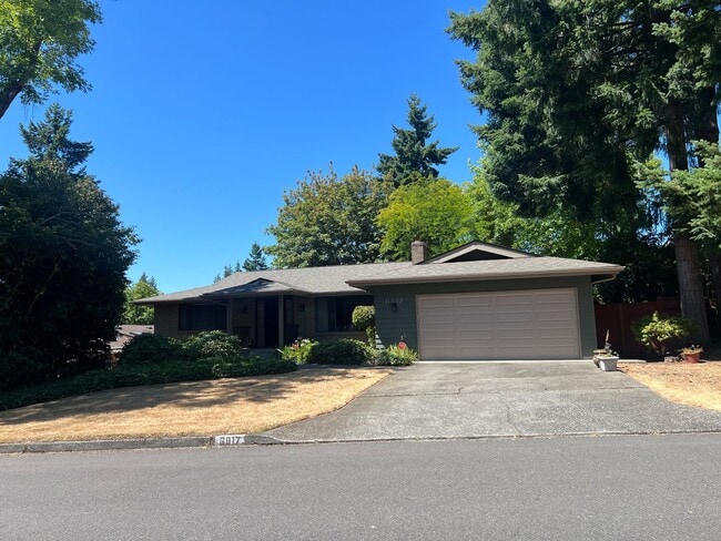 6bd/3ba Bellevue House - 6bd/3ba Bellevue House