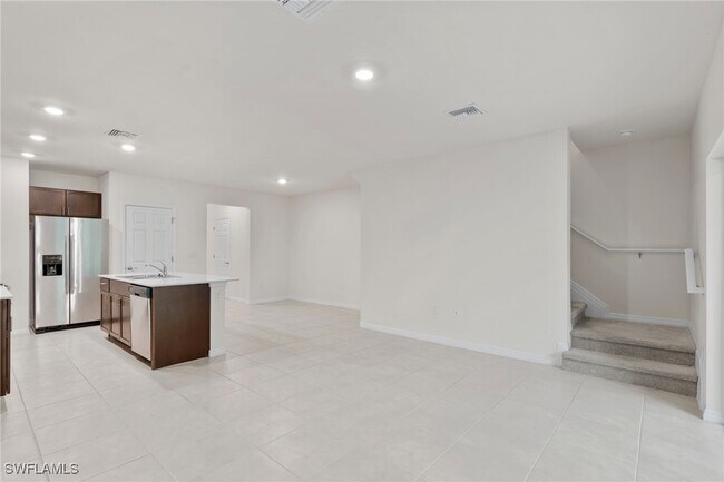 Foto del edificio - 15535 Wildflower Cir