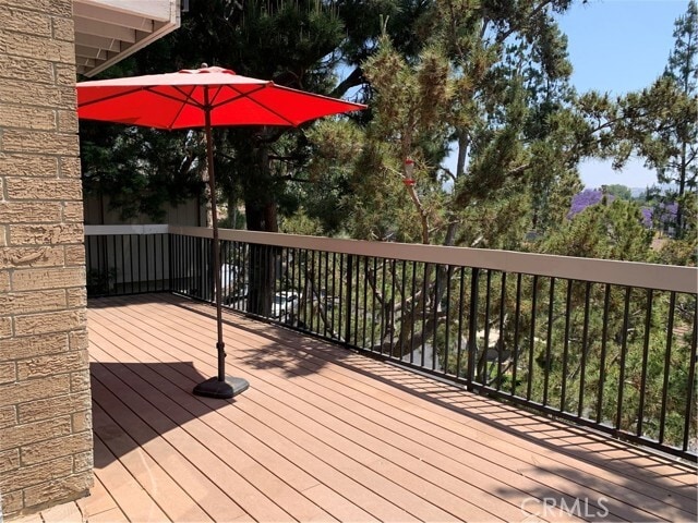 Foto del edificio - 2400 N North Creek Ln