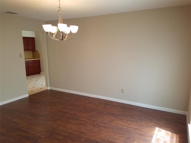 Building Photo - 557 Trails Pkwy
