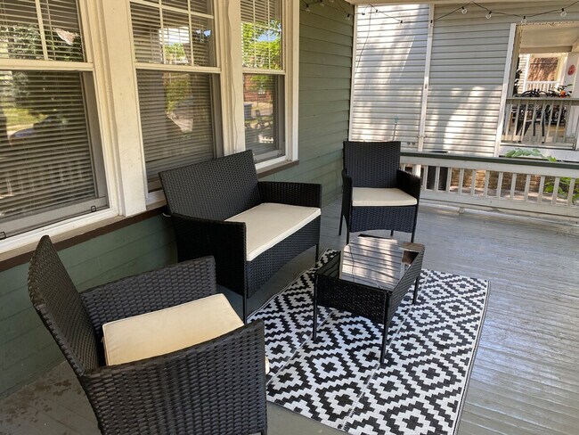 Building Photo - 2214 Lee Rd