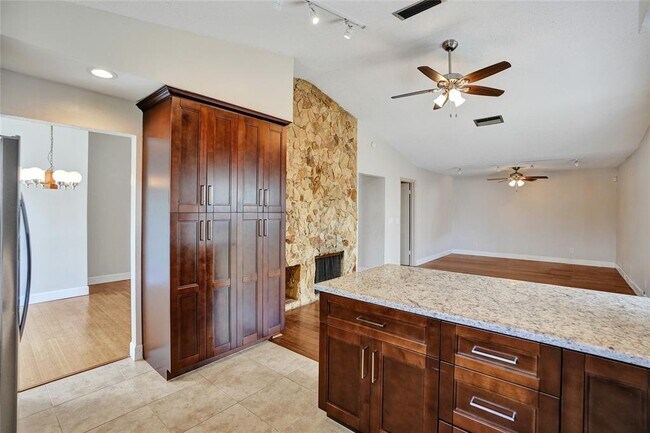 Building Photo - 8511 NW 54th St