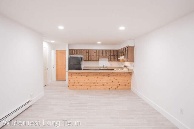 Building Photo - 2 br, 2 bath House - 1323 Straight Creek D...