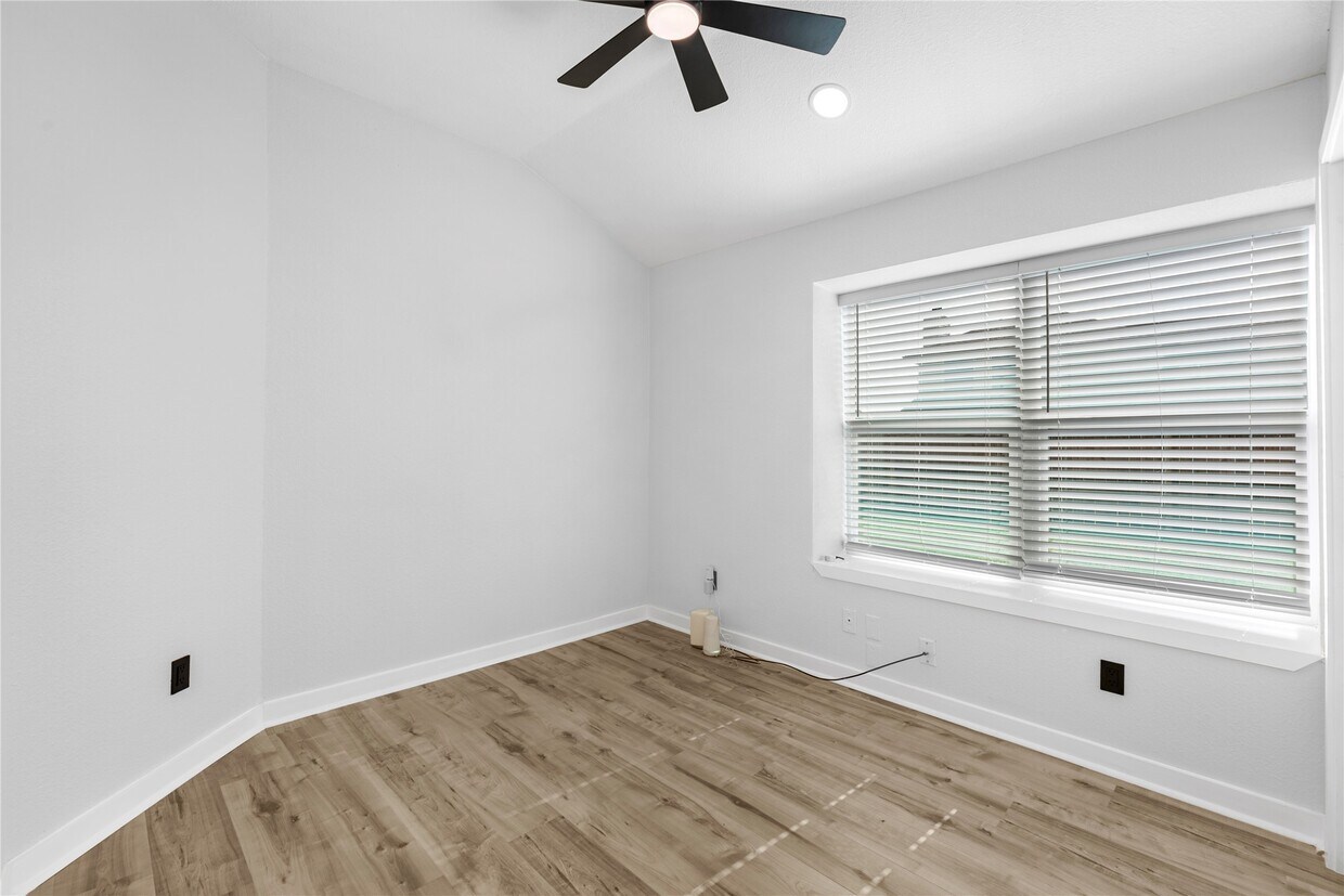 Foto del edificio - 18503 Willow Moss Dr