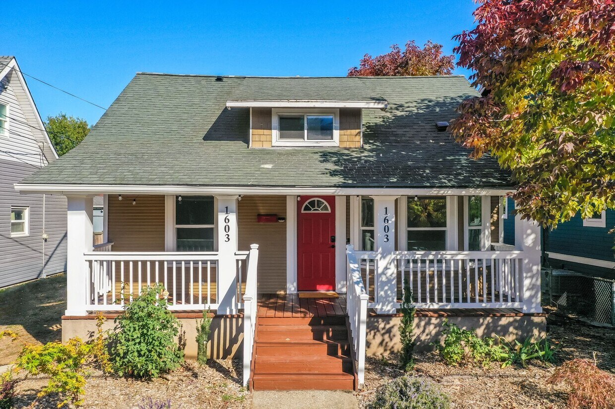 Foto principal - Beautiful 3 Bed, 2 Bath Rental Home in Arb...