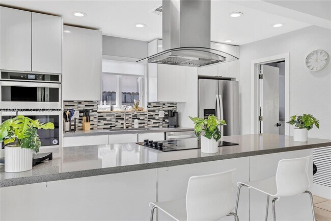 Foto del edificio - 2828 Cleveland St