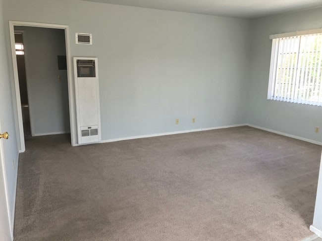 5. Living Room - 11330 Mississippi Ave