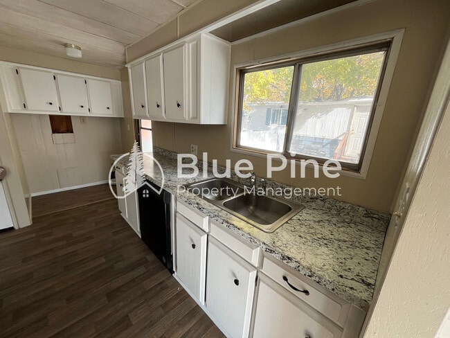 Foto del edificio - 925 Wilson Ave