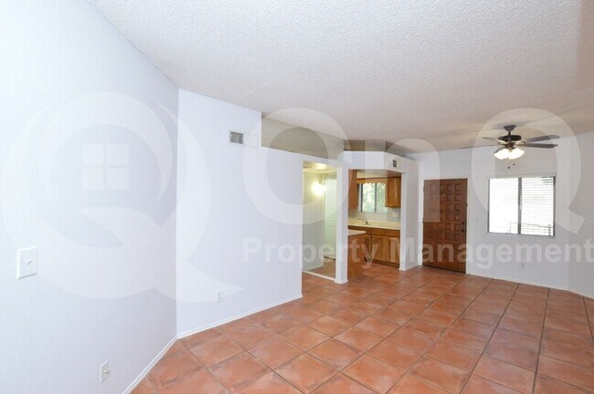 Foto del edificio - 1287 N Alma School Rd