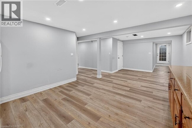 Building Photo - 214 Main St E