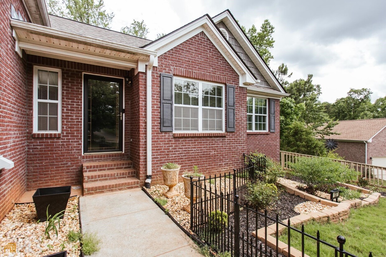 Primary Photo - 137.5 Bristol Woods Dr