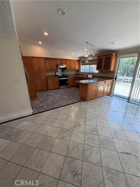Foto del edificio - 22346 Hartland St