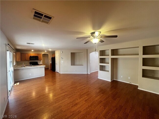 Building Photo - 8725 Radiant Ruby Ave