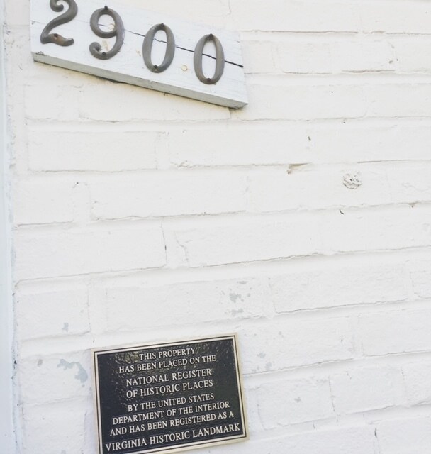 Building Photo - 2900-2913 13th St S