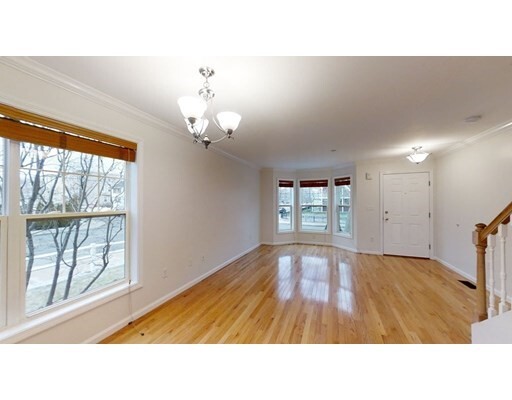 Building Photo - 151 Boylston St