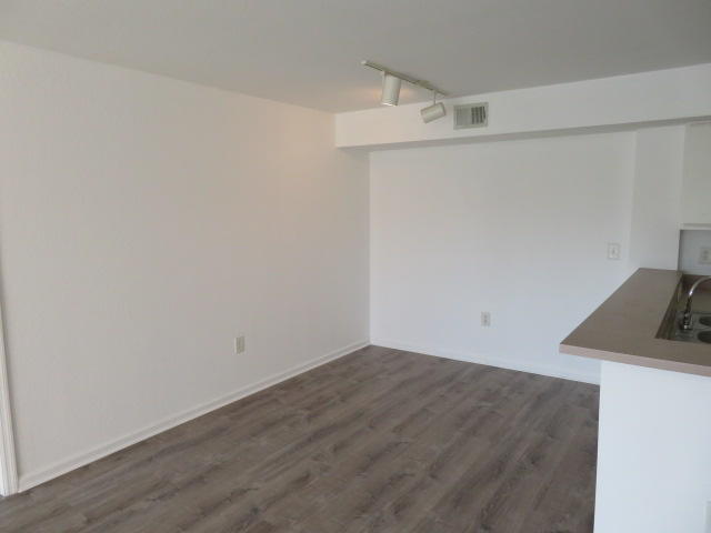 Foto del edificio - 181 SW Palm Dr