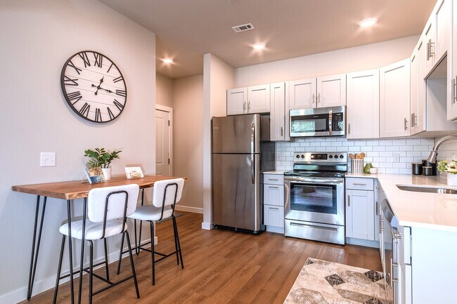 Foto del edificio - Pure Lowell Apartments