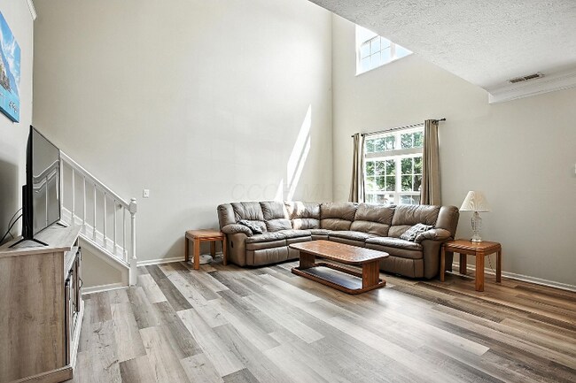 Foto del edificio - 6117 Craughwell Ln