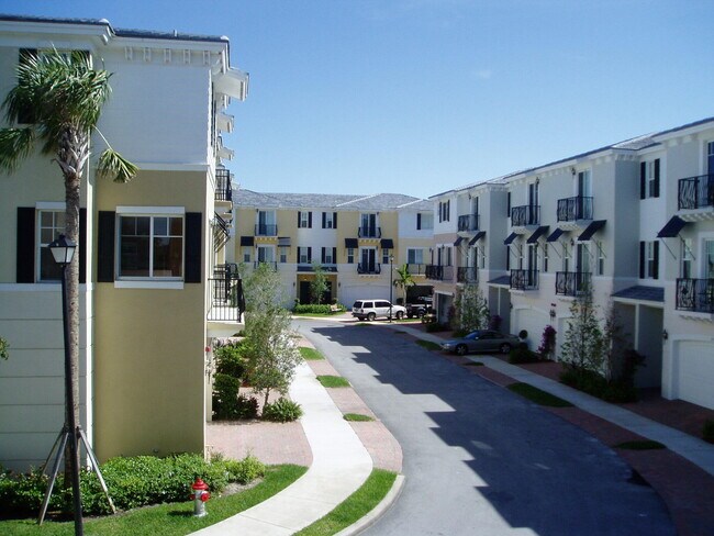 Foto del edificio - 542 NW 39th Cir