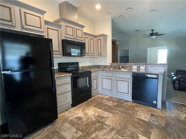 Building Photo - 2134 Orchid Ct
