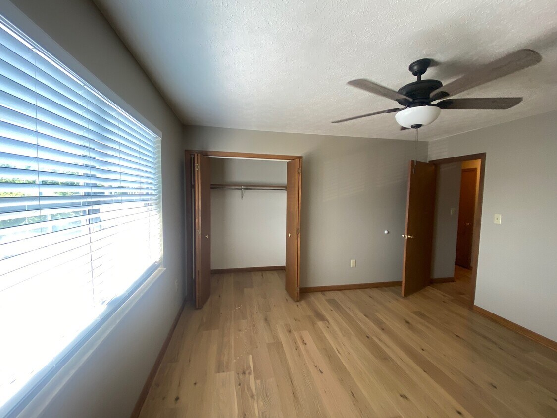 Bedroom - 1452 Old Highway 95
